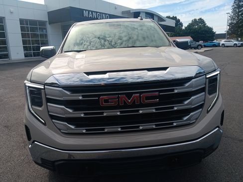 New 2026 GMC Sierra 1500 SLE w/ X31 Off-Road Package image 10