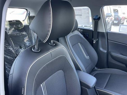 New 2026 Hyundai Venue SEL FWD image 26