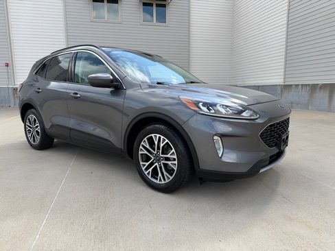 Used 2021 Ford Escape SEL image 1