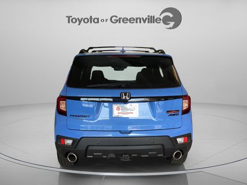 Used 2024 Honda Passport TrailSport image 5