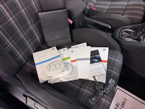 Used 2012 Volkswagen GTI 4-Door FWD image 22