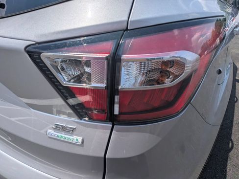 Used 2017 Ford Escape SE FWD image 15