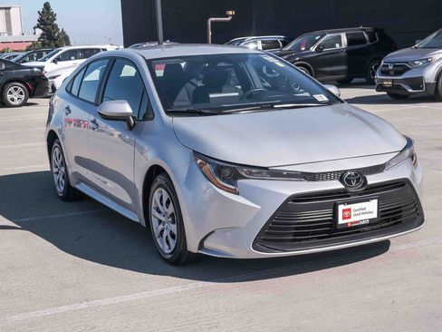 Certified 2024 Toyota Corolla LE FWD image 3