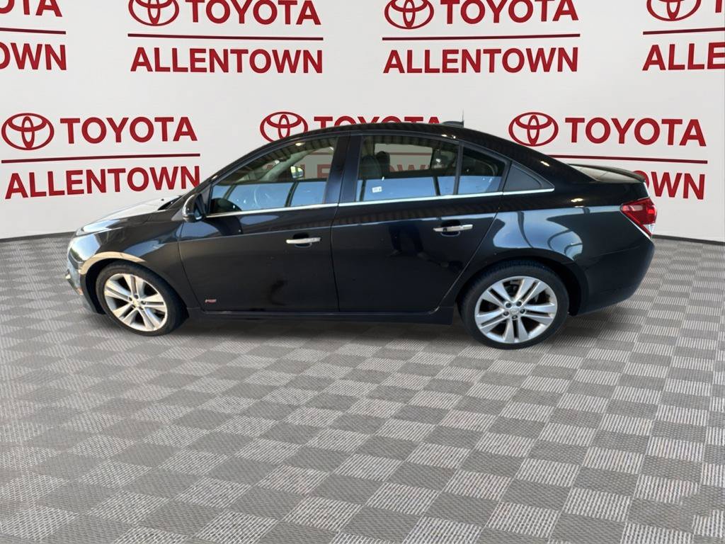Used 2016 Chevrolet Cruze LTZ w/ Sun, Sound and Sport Package FWD image 9