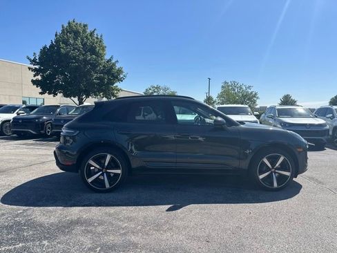 Used 2024 Porsche Macan AWD/4WD image 8