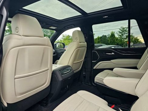 Used 2023 Cadillac Escalade Sport w/ Touring Package AWD/4WD image 28