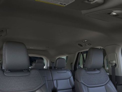 New 2026 Ford Explorer Active w/ Active Comfort Package image 22