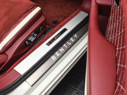 Used 2022 Bentley Continental GT Speed image 48