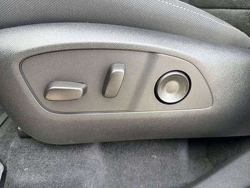 New 2026 Chevrolet Traverse LT w/ Midnight/Sport Edition image 13