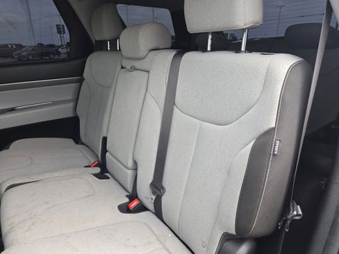 Used 2025 Hyundai Palisade SE image 13