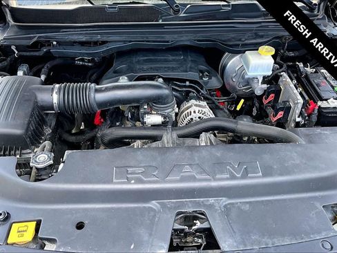 Used 2019 RAM 1500 Laramie AWD/4WD image 30