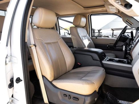 Used 2015 Ford F350 Lariat w/ Lariat Ultimate Package image 36