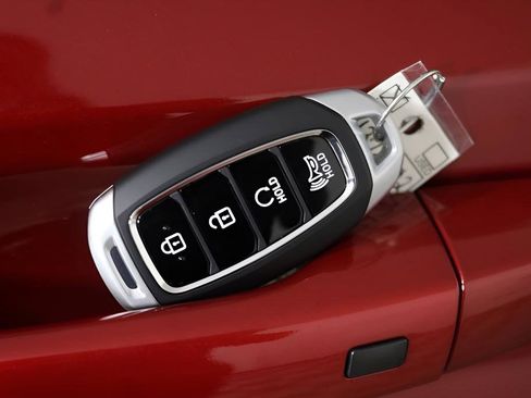 New 2025 Hyundai Venue Limited FWD image 33