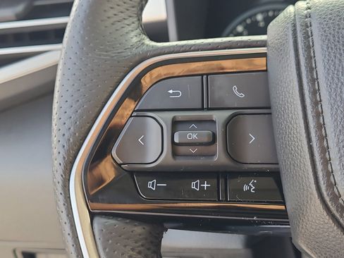 Used 2022 Toyota Tundra Limited image 25