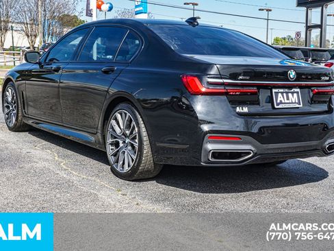 Used 2022 BMW 750i xDrive w/ M Sport Package AWD/4WD image 8