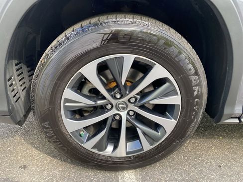 Used 2021 Lexus RX 350L Premium w/ Premium Package AWD/4WD image 11