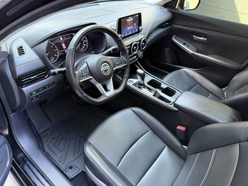 Used 2022 Nissan Sentra SR w/ SR Premium Package FWD image 13