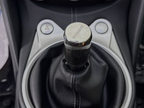 Used 2020 Nissan 370Z Coupe RWD image 19