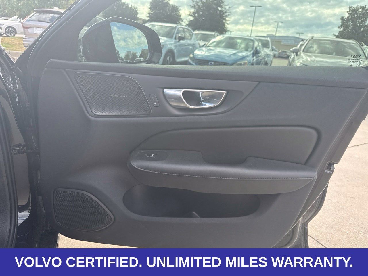 Used 2024 Volvo S60 B5 Plus FWD image 9