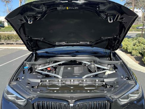 Used 2020 BMW X5 sDrive40i w/ M Sport Package image 25