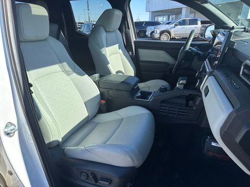 Used 2024 Toyota Tacoma Limited image 12