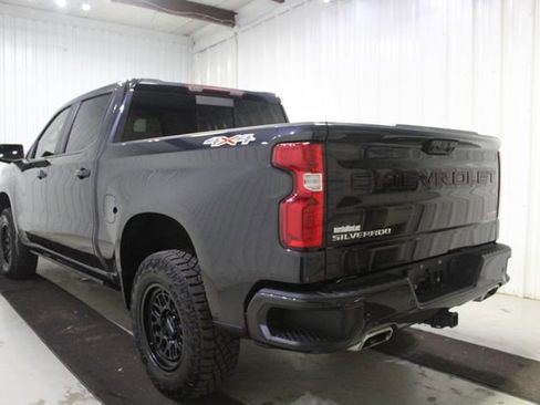 Used 2024 Chevrolet Silverado 1500 RST w/ Convenience Package II AWD/4WD image 4