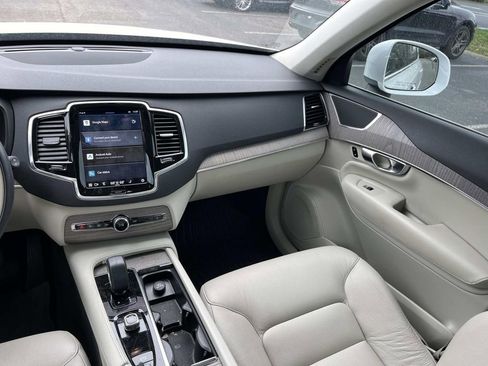 Used 2023 Volvo XC90 B6 Plus w/ Protection Package Premier image 15