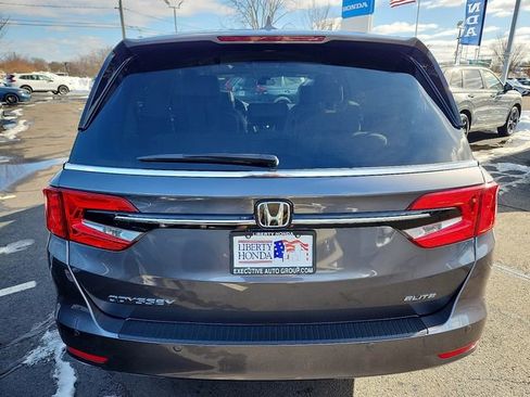 Used 2024 Honda Odyssey Elite image 5