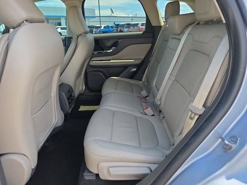 Used 2022 Lincoln Corsair Reserve w/ Equipment Group 201A FWD image 12