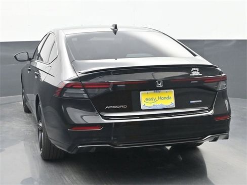 Certified 2025 Honda Accord Sport image 6