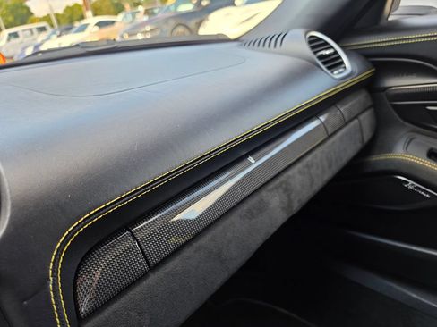 Used 2021 Porsche 718 Boxster Spyder RWD image 34
