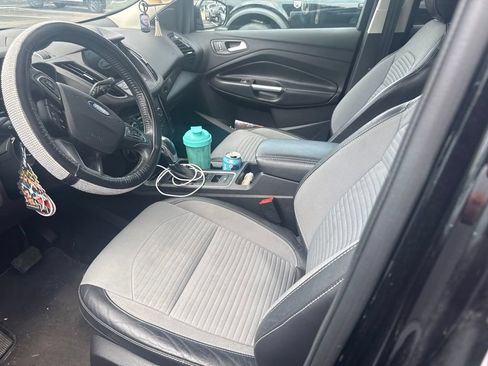 Used 2019 Ford Escape SE AWD/4WD image 10