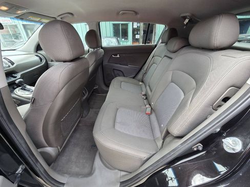 Used 2015 Kia Sportage LX AWD/4WD image 16