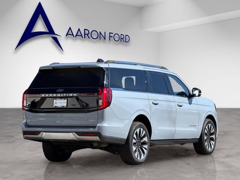 Used 2025 Ford Expedition Max Platinum w/ Driver's Package AWD/4WD image 6