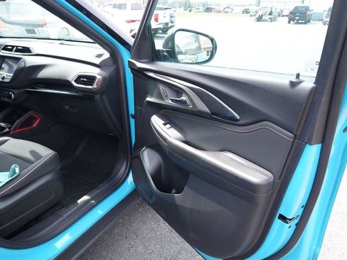 Used 2022 Chevrolet TrailBlazer RS image 33