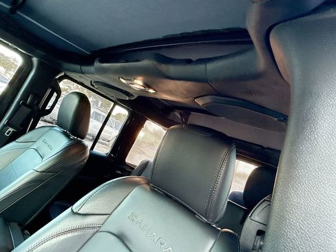 Used 2021 Jeep Wrangler Unlimited Sahara image 20