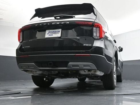 New 2026 Ford Explorer Active w/ Active Comfort Package image 30