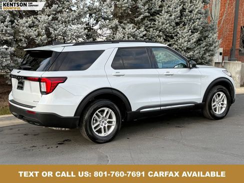 Used 2025 Ford Explorer Active AWD/4WD image 7