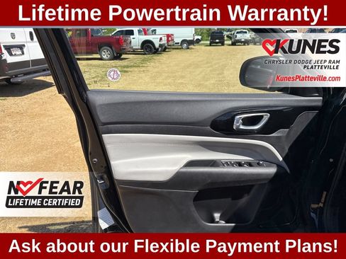 Used 2026 Jeep Compass Limited AWD/4WD image 9