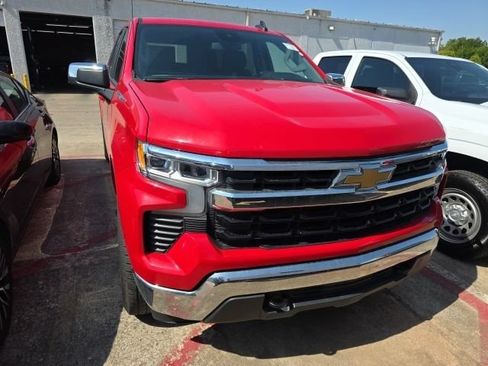Used 2023 Chevrolet Silverado 1500 LT AWD/4WD image 8