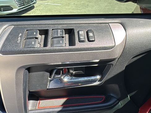 Used 2019 Toyota 4Runner SR5 image 12