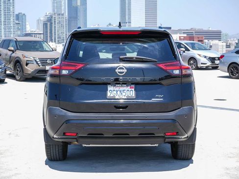 Used 2023 Nissan Rogue SV w/ SV Premium B Package FWD image 7
