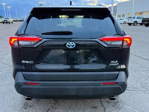 Used 2024 Toyota RAV4 XLE w/ Convenience Package AWD/4WD image 5