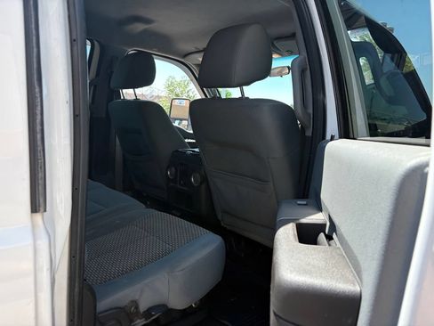 Used 2011 Ford F350 XLT w/ XLT Interior Pkg AWD/4WD image 27