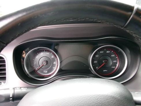 Used 2023 Dodge Charger SXT RWD image 12