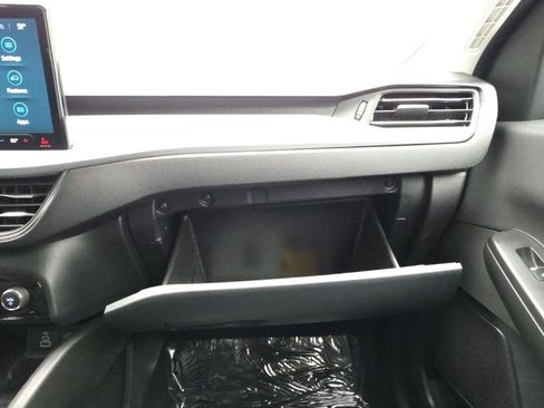 Used 2025 Ford Escape Platinum image 41