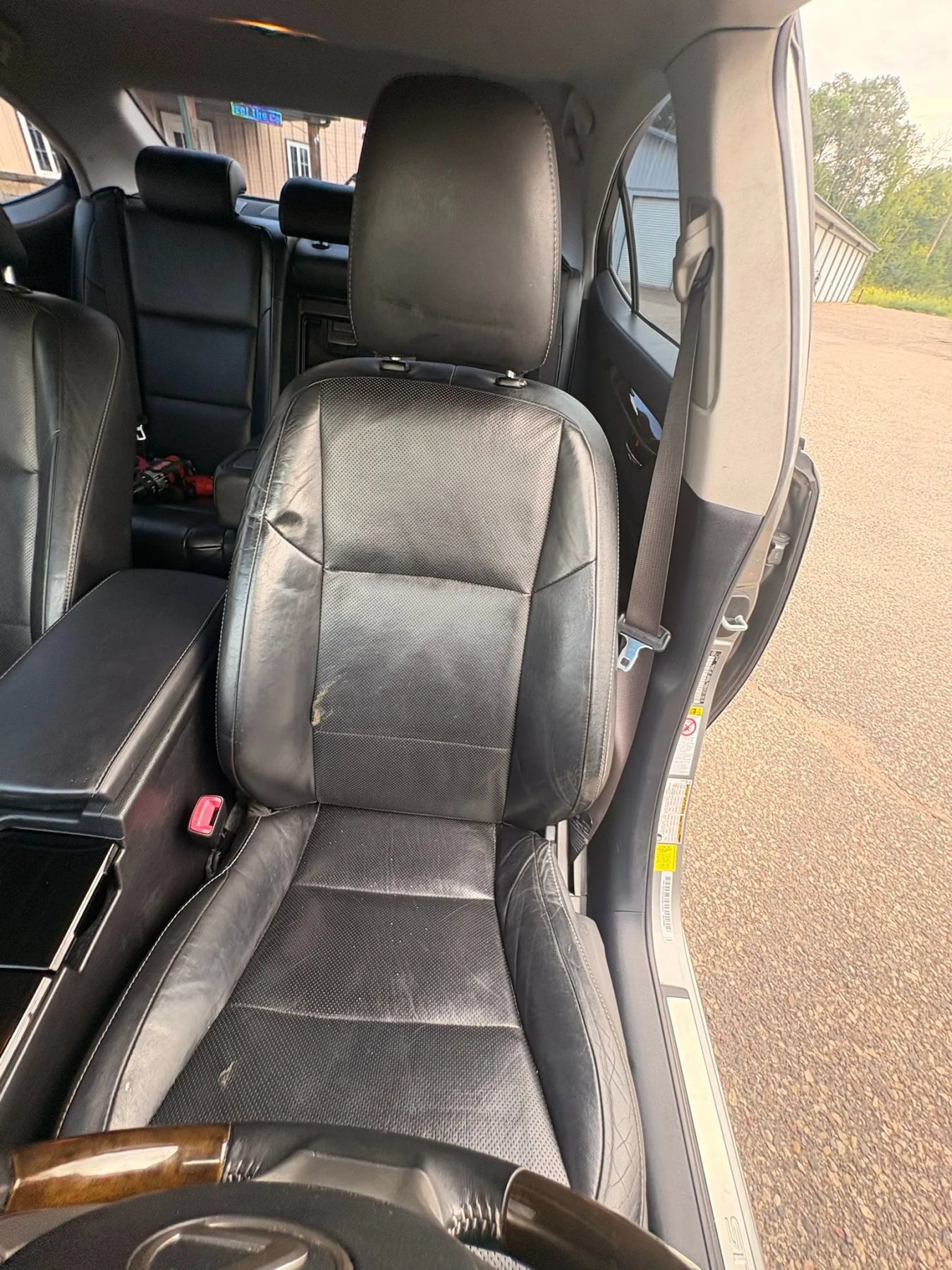 Used 2015 Lexus ES 350 w/ Luxury Package FWD image 32