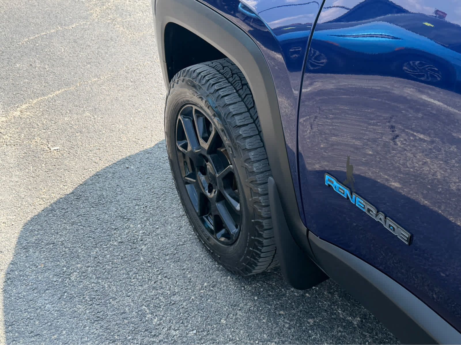 Used 2019 Jeep Renegade Altitude w/ Quick Order Package 2XM AWD/4WD image 7