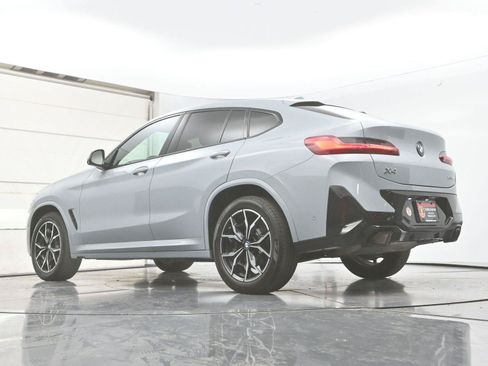 Used 2023 BMW X4 xDrive30i w/ M Sport Package AWD/4WD image 36