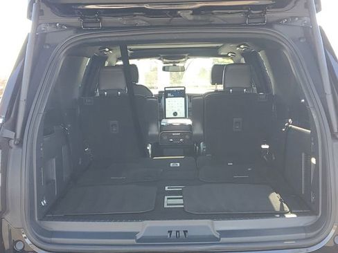 Used 2024 Ford Expedition Max Platinum image 8